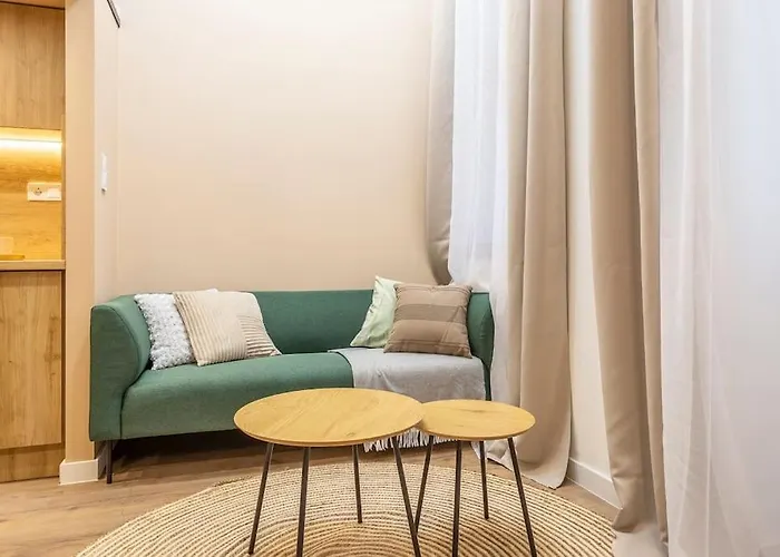 Downtown Comfort Two